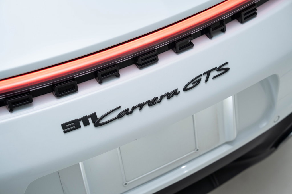 Porsche 992 Carrera GTS