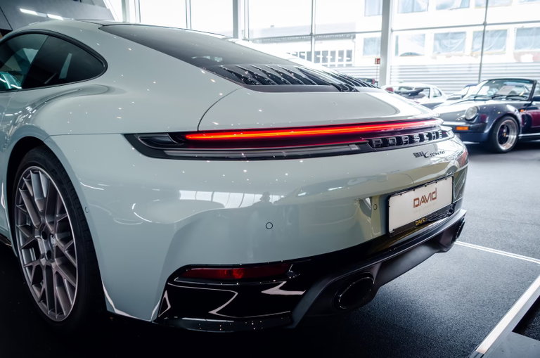 Porsche 992.2 Carrera