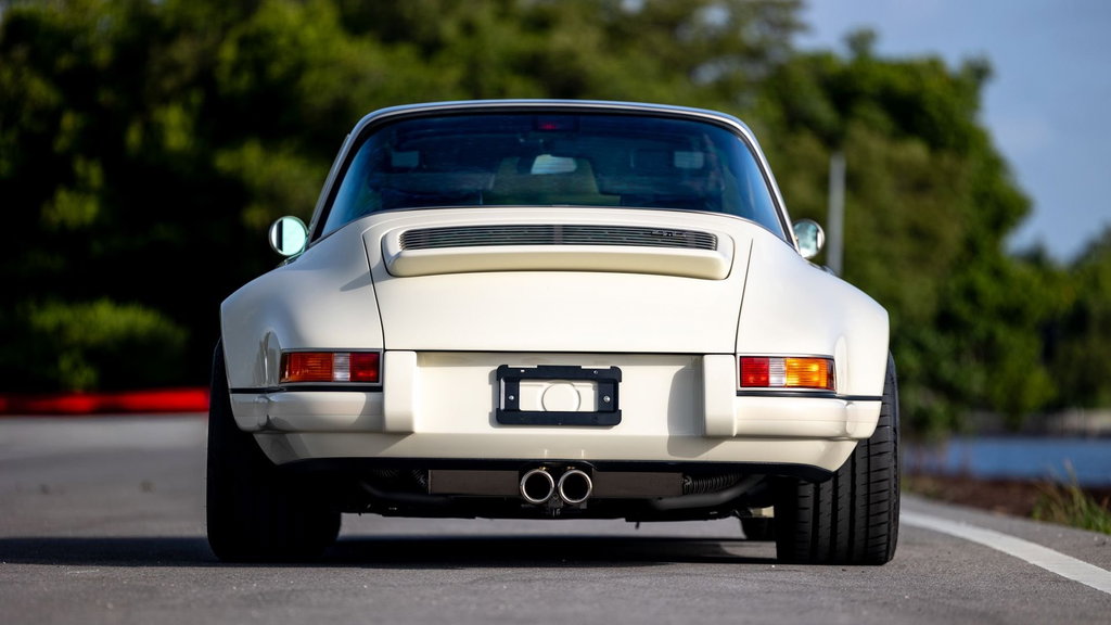 Porsche 911 Reimagined by Singer