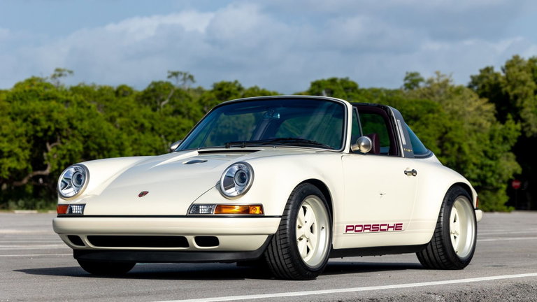Porsche 911 Reimagined by Singer