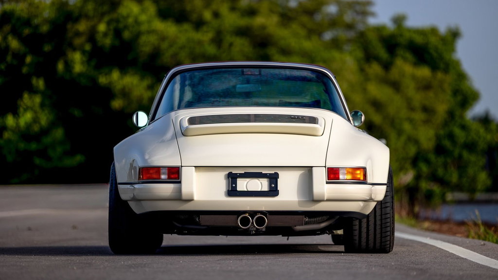 Porsche 911 Reimagined by Singer