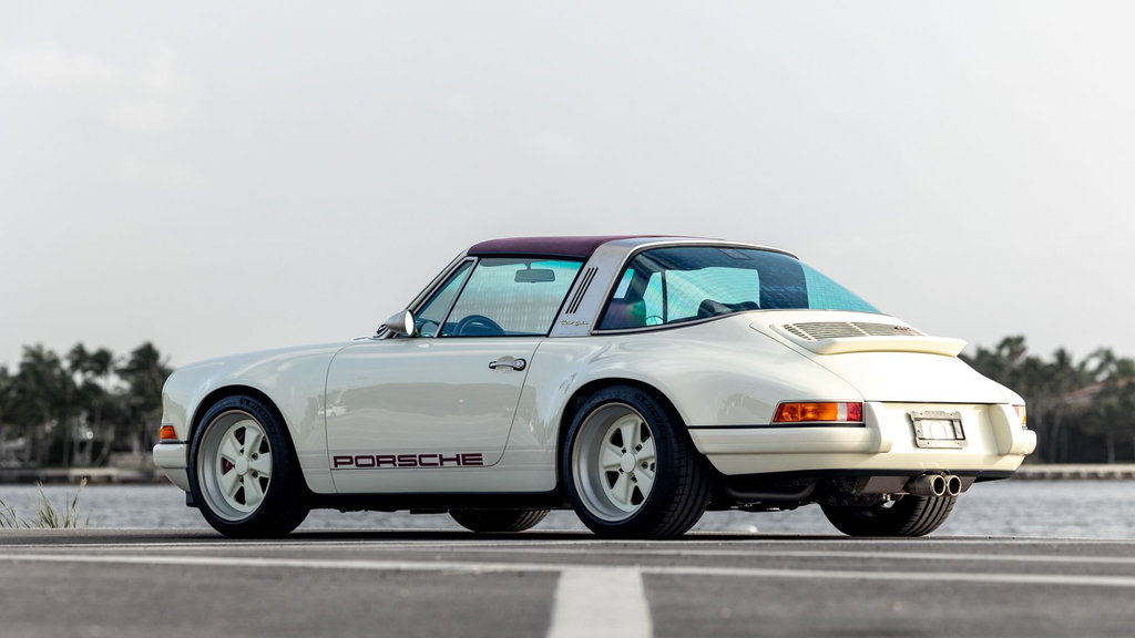Porsche 911 Reimagined by Singer