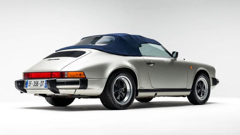 Porsche 911 Carrera 3.2 Speedster