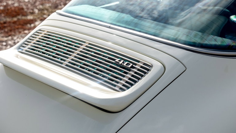 Porsche 911 Reimagined by Singer