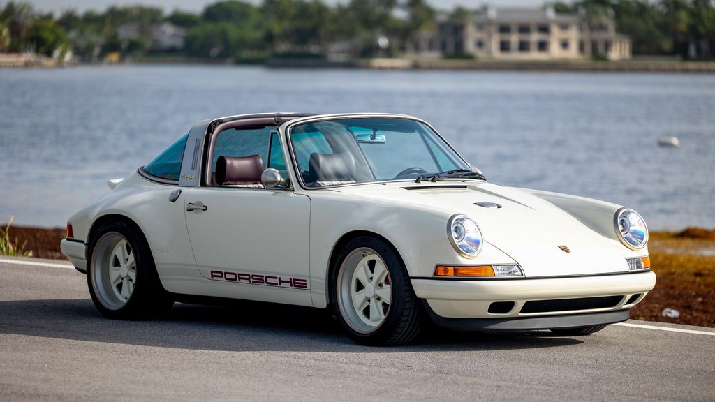 Porsche 911 Reimagined by Singer