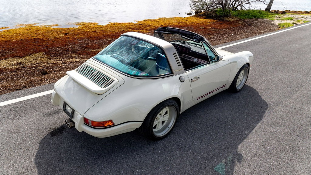 Porsche 911 Reimagined by Singer