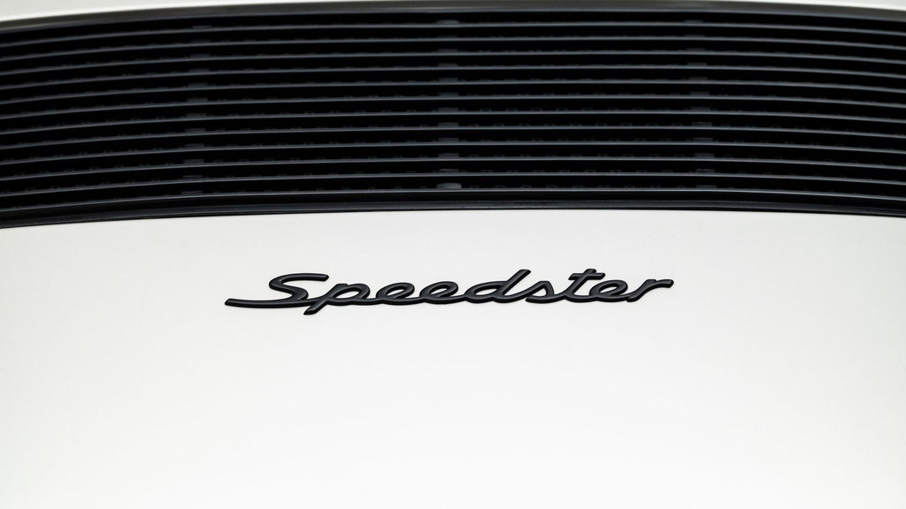 Porsche 911 Carrera 3.2 Speedster