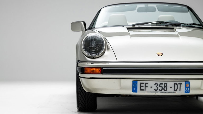 Porsche 911 Carrera 3.2 Speedster