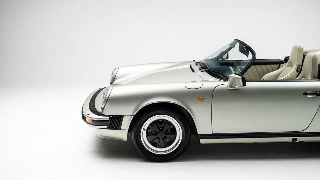 Porsche 911 Carrera 3.2 Speedster