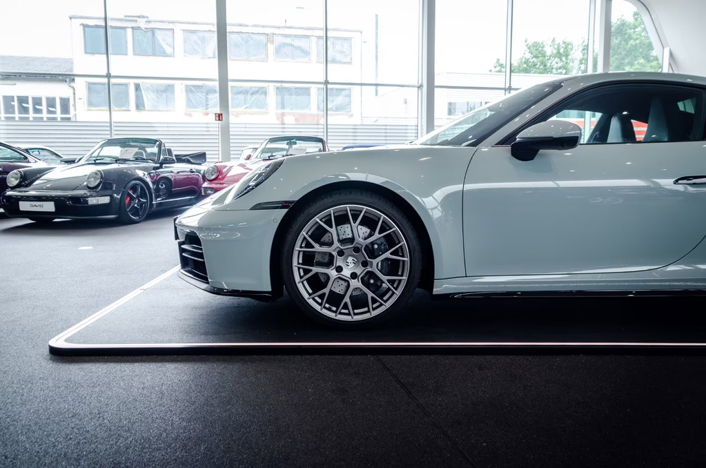 Porsche 992.2 Carrera