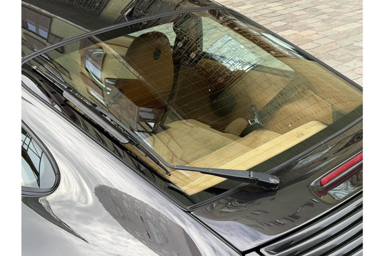 Porsche 996 Carrera 4 Millennium Edition