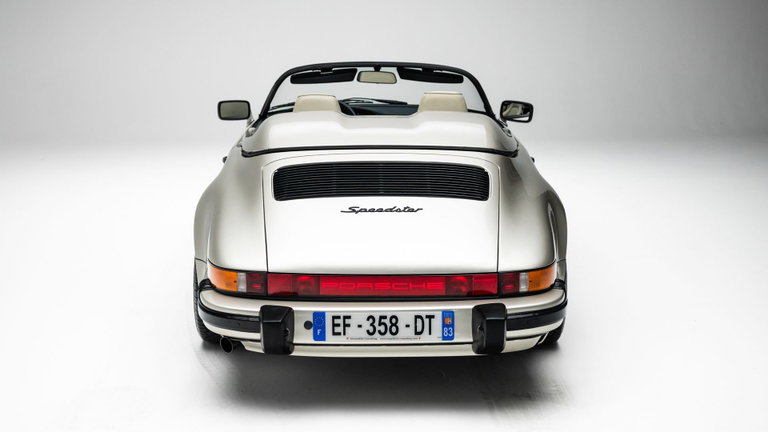 Porsche 911 Carrera 3.2 Speedster
