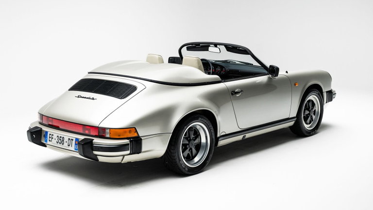 Porsche 911 Carrera 3.2 Speedster