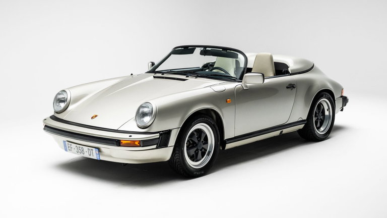 Porsche 911 Carrera 3.2 Speedster