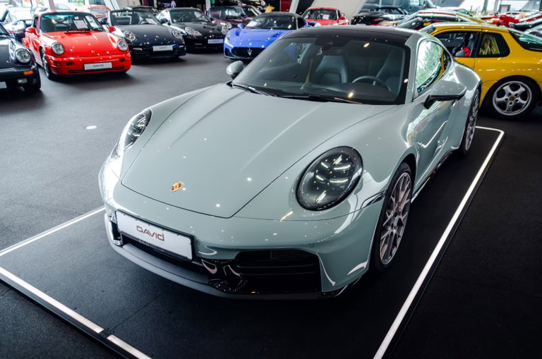 Porsche 992.2 Carrera