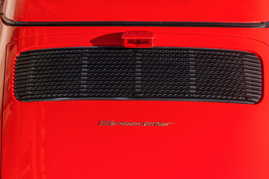Porsche 911 Carrera 3.2 Speedster (US)