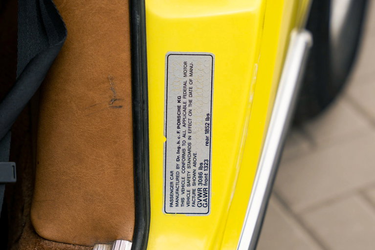 Porsche 911 E