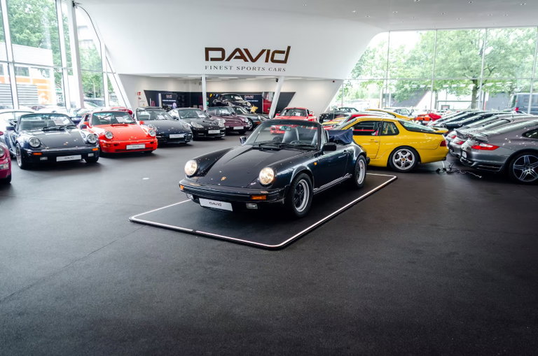 Porsche 911 Carrera 3.2