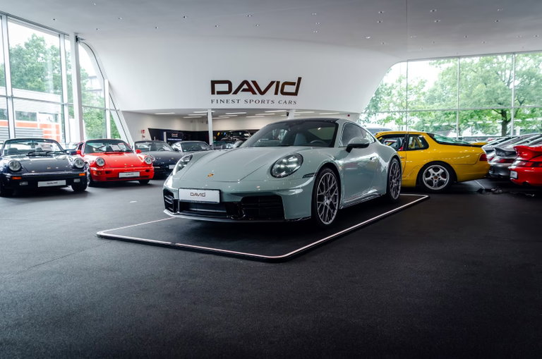 Porsche 992.2 Carrera
