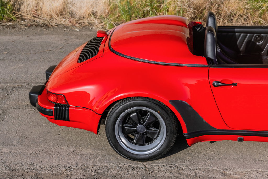 Porsche 911 Carrera 3.2 Speedster (US)