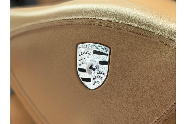 Porsche 996 Carrera 4 Millennium Edition