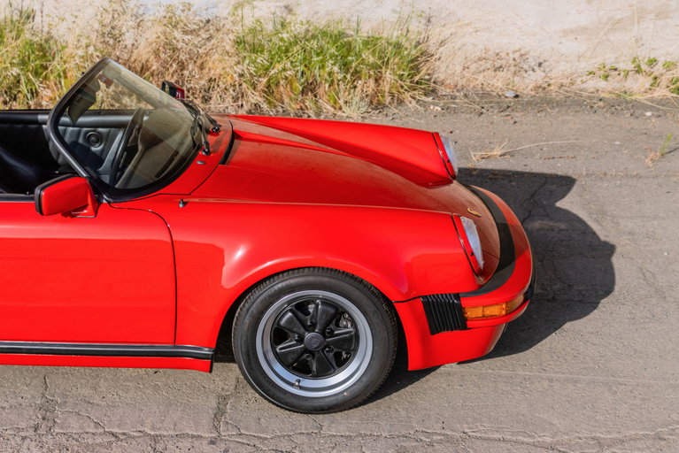 Porsche 911 Carrera 3.2 Speedster (US)