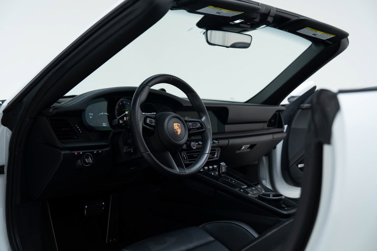 Porsche 992 Carrera GTS