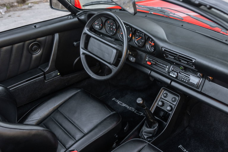 Porsche 911 Carrera 3.2 Speedster (US)