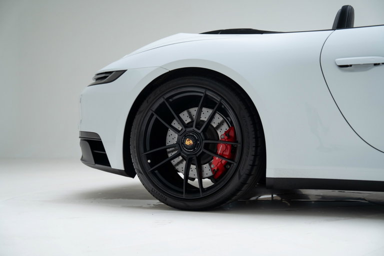 Porsche 992 Carrera GTS