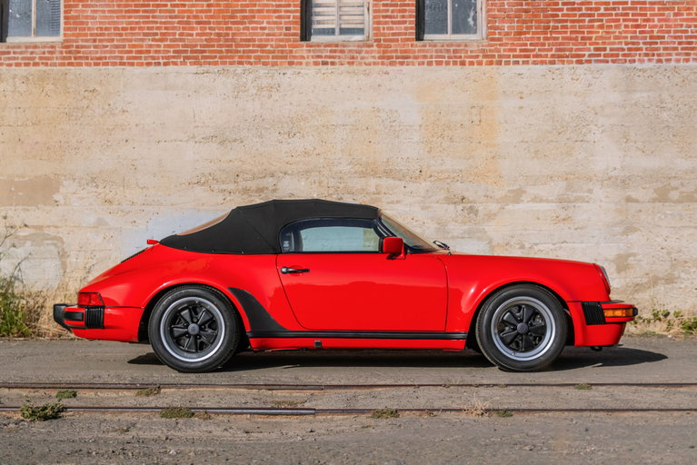 Porsche 911 Carrera 3.2 Speedster (US)