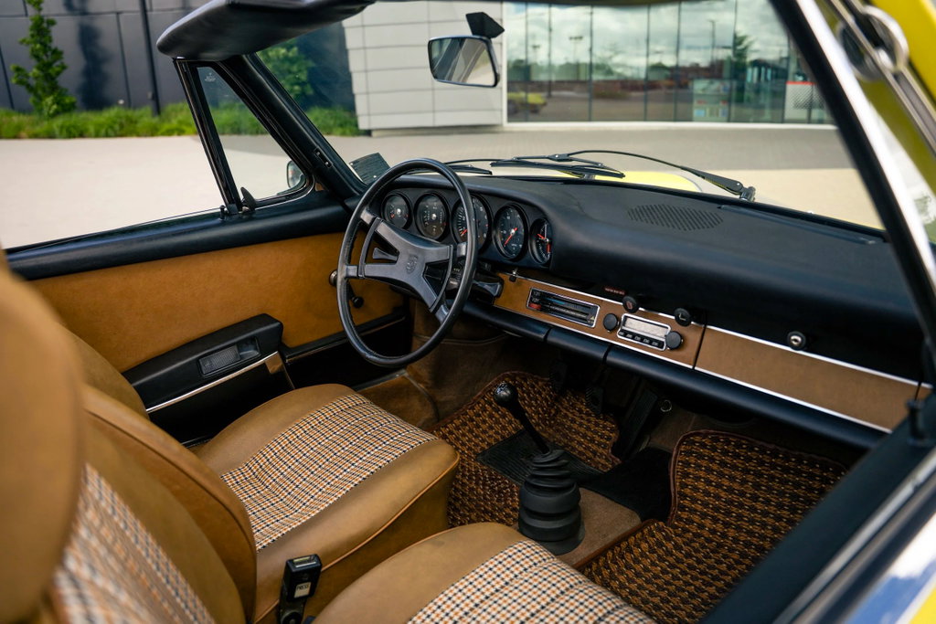 Porsche 911 E