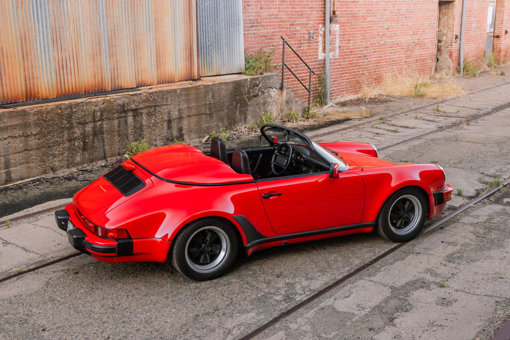 Porsche 911 Carrera 3.2 Speedster (US)