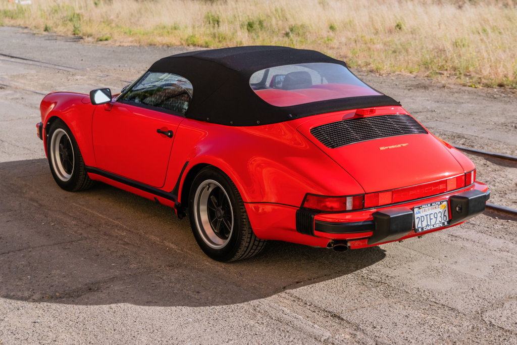 Porsche 911 Carrera 3.2 Speedster (US)