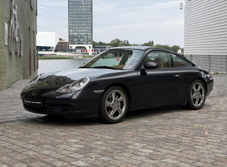 Porsche 996 Carrera 4 Millennium Edition