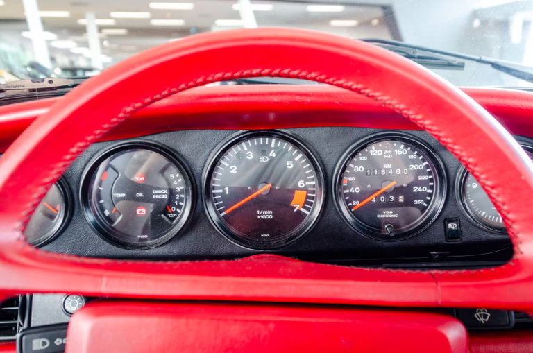Porsche 911 Carrera 3.2