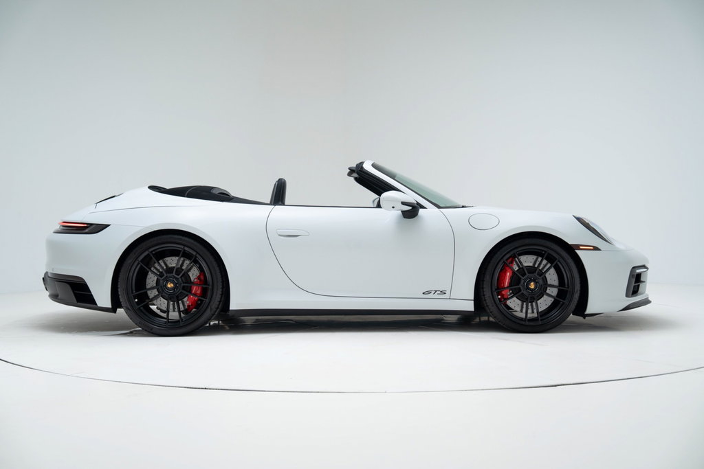 Porsche 992 Carrera GTS