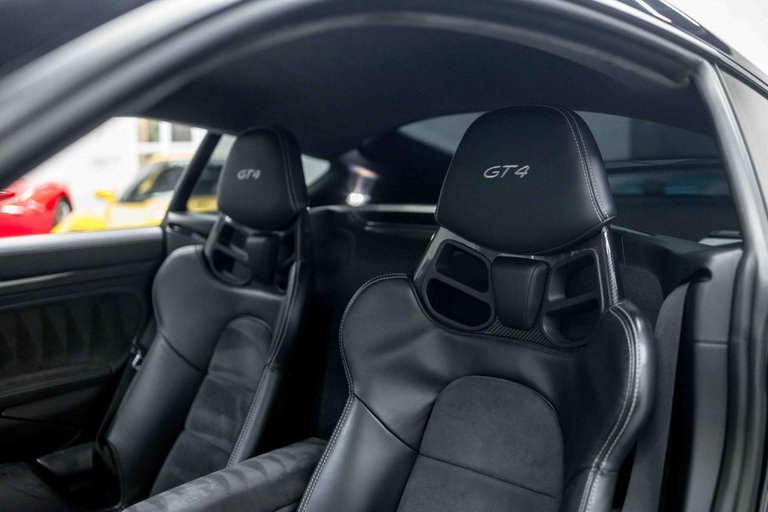 Porsche 981 Cayman GT4