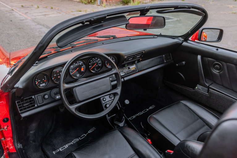 Porsche 911 Carrera 3.2 Speedster (US)
