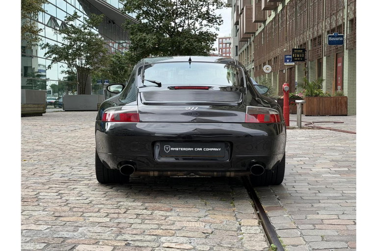 Porsche 996 Carrera 4 Millennium Edition
