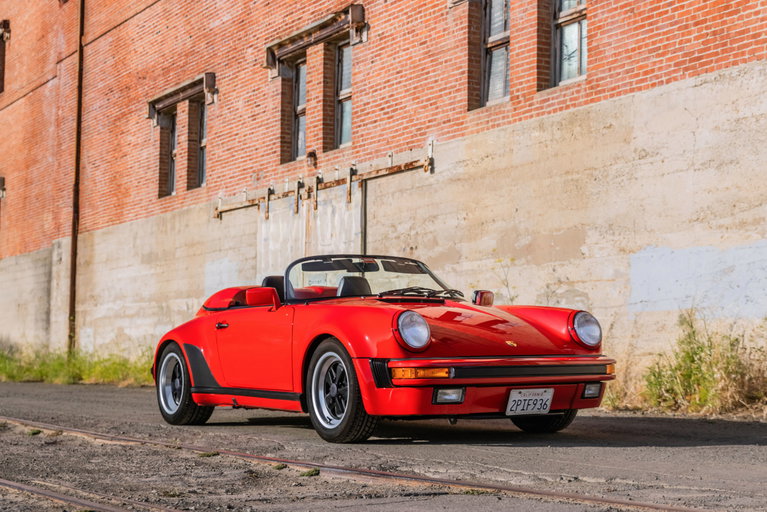 Porsche 911 Carrera 3.2 Speedster (US)