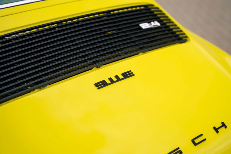 Porsche 911 E