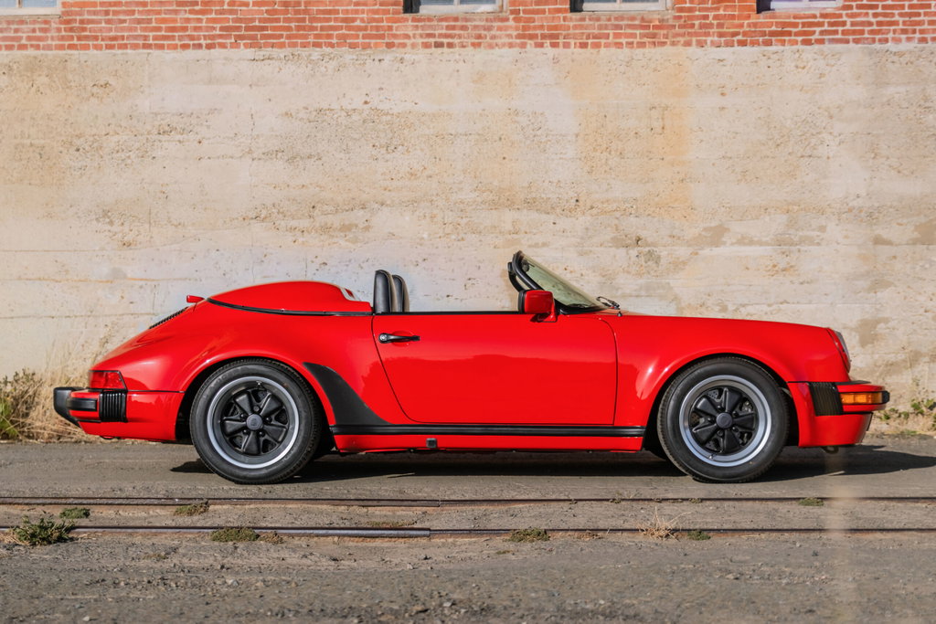 Porsche 911 Carrera 3.2 Speedster (US)
