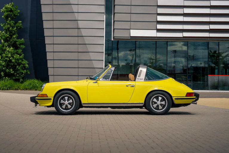 Porsche 911 E