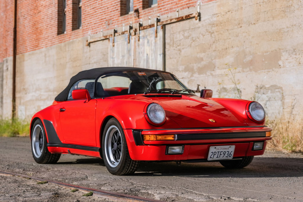 Porsche 911 Carrera 3.2 Speedster (US)