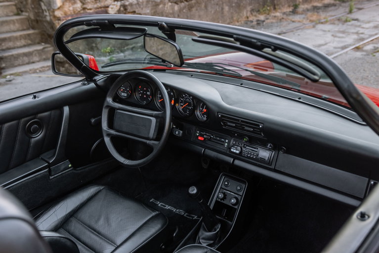 Porsche 911 Carrera 3.2 Speedster (US)