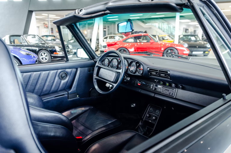 Porsche 911 Carrera 3.2
