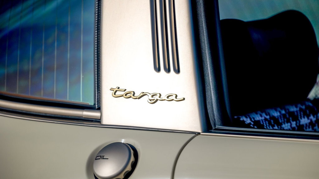 Porsche 911 Reimagined by Singer