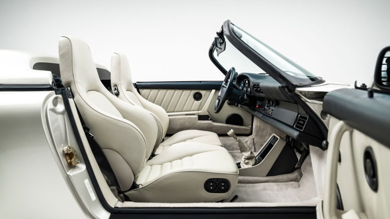 Porsche 911 Carrera 3.2 Speedster
