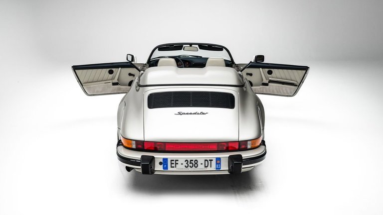 Porsche 911 Carrera 3.2 Speedster