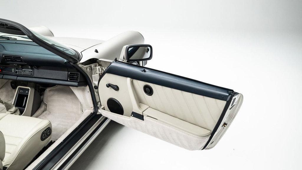 Porsche 911 Carrera 3.2 Speedster